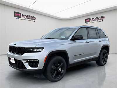 2025 Jeep Grand Cherokee, $48282. Photo 7