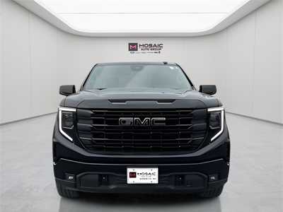2023 GMC 1500 Crew Cab, $47990. Photo 8