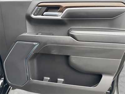 2023 GMC 1500 Crew Cab, $47990. Photo 9