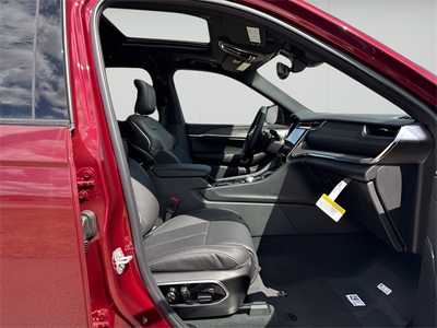 2025 Jeep Grand Cherokee L, $60479. Photo 10