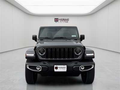 2025 Jeep Gladiator, $49597. Photo 8