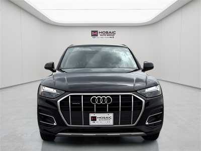 2024 Audi Q5, $34990. Photo 8
