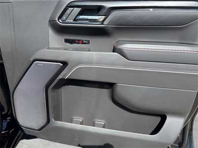 2023 GMC 1500 Crew Cab, $61990. Photo 9