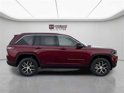 2025 Jeep Grand Cherokee, $44366. Photo 2