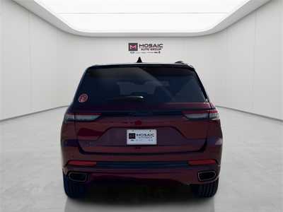 2025 Jeep Grand Cherokee, $56664. Photo 4