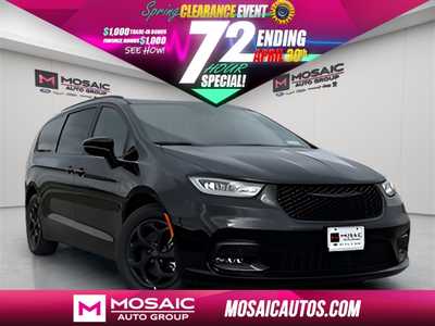 2025 Chrysler Pacifica, $52580. Photo 1