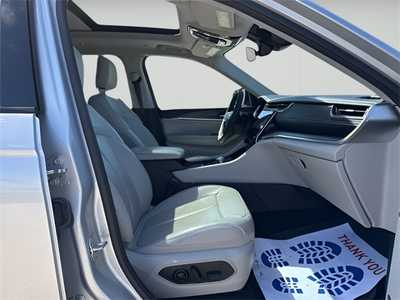 2023 Jeep Grand Cherokee L, $38990. Photo 10