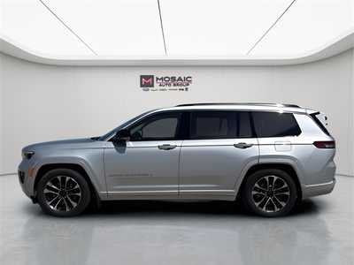 2023 Jeep Grand Cherokee L, $38990. Photo 6