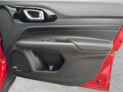 2025 Jeep Compass, $33243. Photo 9