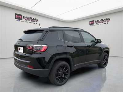 2025 Jeep Compass, $27947. Photo 3