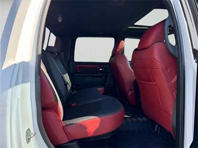 2017 RAM 1500 Crew Cab, $25990. Photo 11