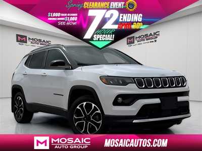 2022 Jeep Compass, $20990. Photo 1