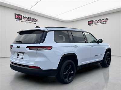 2024 Jeep Grand Cherokee L, $39990. Photo 3