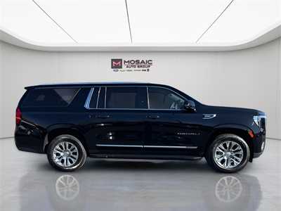 2024 GMC Yukon XL, $77990. Photo 2