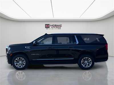 2024 GMC Yukon XL, $77990. Photo 6