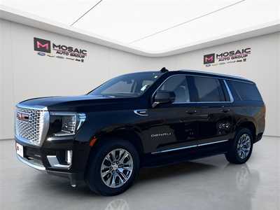 2024 GMC Yukon XL, $77990. Photo 7