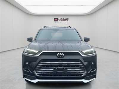 2024 Toyota Grand Highlander, $60990. Photo 8