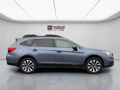 2017 Subaru Outback, $14990. Photo 2