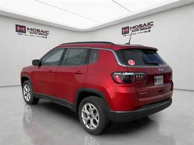 2025 Jeep Compass, $28552. Photo 5