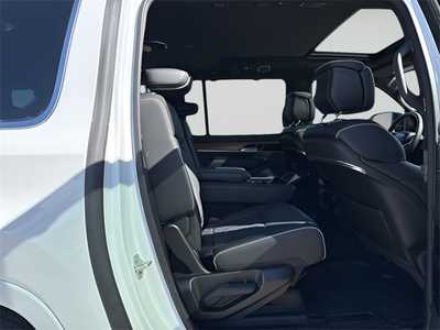 2024 Jeep Grand Wagoneer, $79990. Photo 10