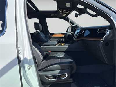 2024 Jeep Grand Wagoneer, $79990. Photo 9