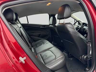 2017 Chevrolet Cruze, $13990. Photo 11