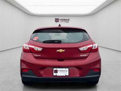 2017 Chevrolet Cruze, $13990. Photo 4