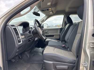 2010 RAM 3500 Crew Cab, $29990. Photo 6