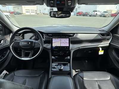 2024 Jeep Grand Cherokee, $38990. Photo 12