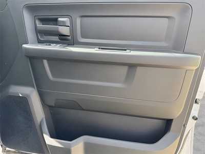 2025 RAM 3500 Crew Cab, $68549. Photo 11
