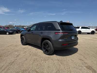 2023 Jeep Grand Cherokee, $34990. Photo 5