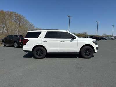 2024 Ford Expedition, $69990. Photo 8