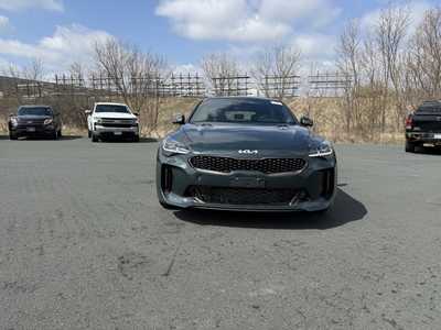 2022 Kia Stinger, $35990. Photo 2