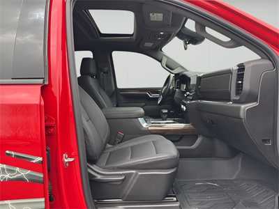 2024 GMC 1500 Crew Cab, $51990. Photo 11