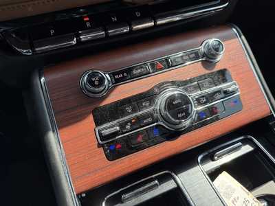 2023 Lincoln Aviator, $56990. Photo 8