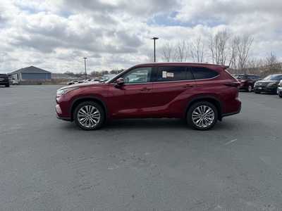 2024 Toyota Highlander, $52990. Photo 4