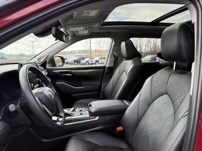 2024 Toyota Highlander, $52990. Photo 6