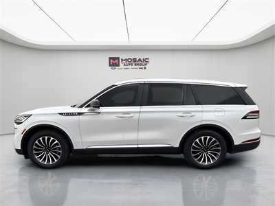 2023 Lincoln Aviator, $53990. Photo 6