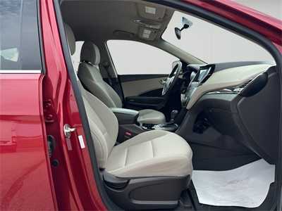 2018 Hyundai Santa Fe, $15990. Photo 10