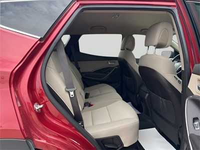 2018 Hyundai Santa Fe, $15990. Photo 11