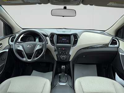 2018 Hyundai Santa Fe, $15990. Photo 12