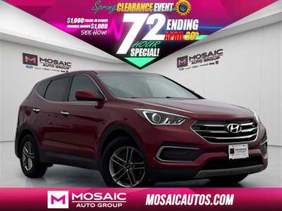 2018 Hyundai Santa Fe, $15990. Photo 1