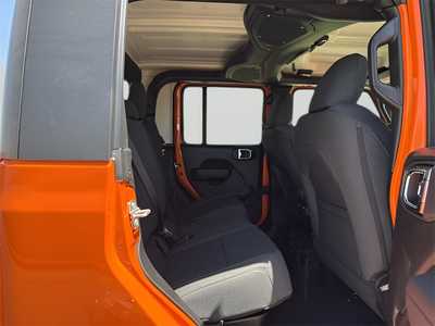 2025 Jeep Gladiator, $51500. Photo 11