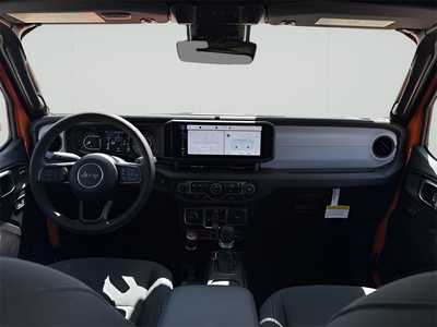 2025 Jeep Gladiator, $51500. Photo 12