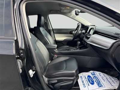 2022 Jeep Compass, $21990. Photo 10