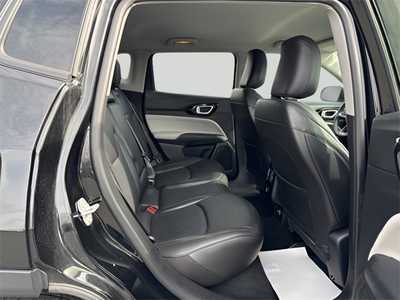 2022 Jeep Compass, $21990. Photo 11