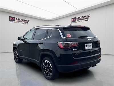 2022 Jeep Compass, $21990. Photo 5
