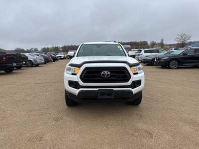 2021 Toyota Tacoma, $28990. Photo 2