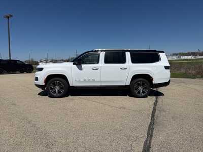 2024 Jeep Grand Wagoneer, $59990. Photo 4
