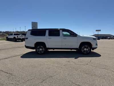 2024 Jeep Grand Wagoneer, $59990. Photo 8